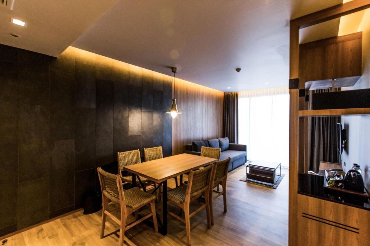 The Teak Hotel Mae Sot Extérieur photo